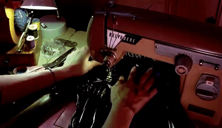 ickytanhammerheadbird-size_restricted